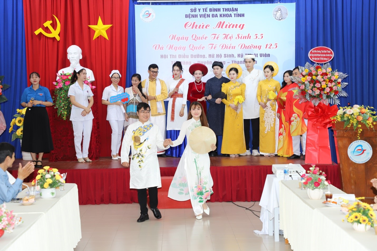 Bệnh viện kỷ niệm Ngày quốc tế Hộ sinh 5/5 và Quốc tế điều dưỡng 12/5 với Hội thi 